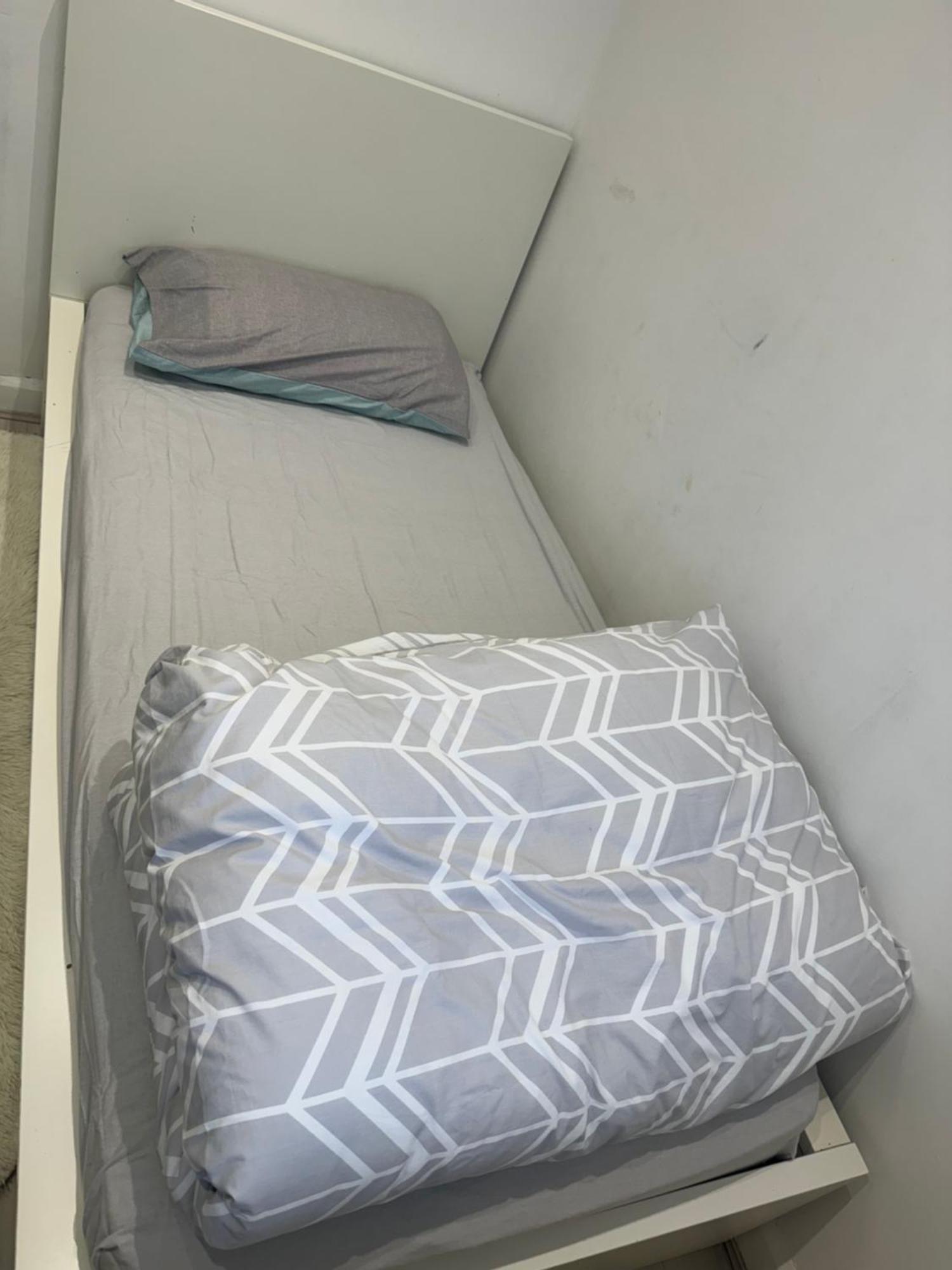 Single Room Canvey Island Eksteriør billede